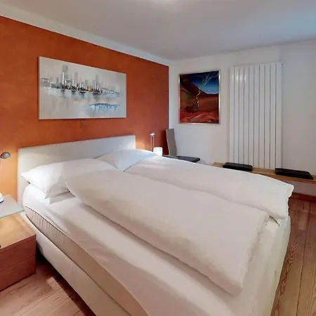 Apartment Crusch 41 *